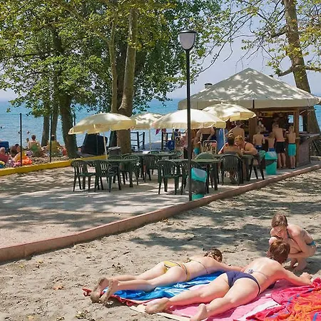 Campingplads Cisano - San Vito 4*