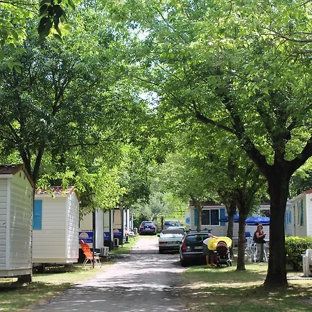 Campingplatz Cisano - San Vito 4*