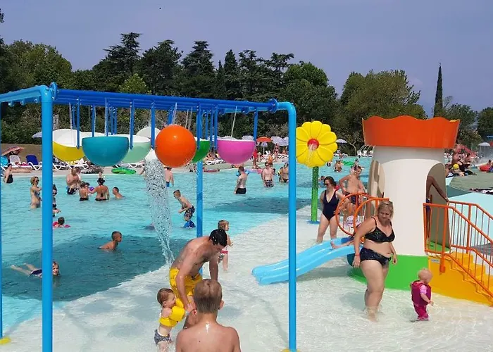 אתר קמפינג Cisano - San Vito ברדולינו